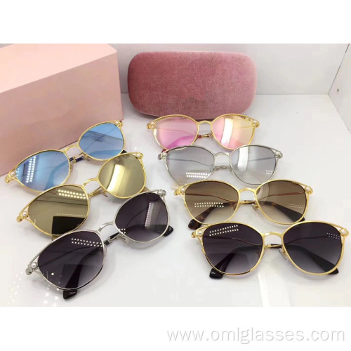 Round Full Frame Sunglasses For Women